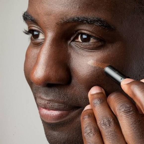 Stryx 01 Concealer Tool for Men Dark Eclipse Covers Acne, Dark Circles, Scars - Picture 3 of 5